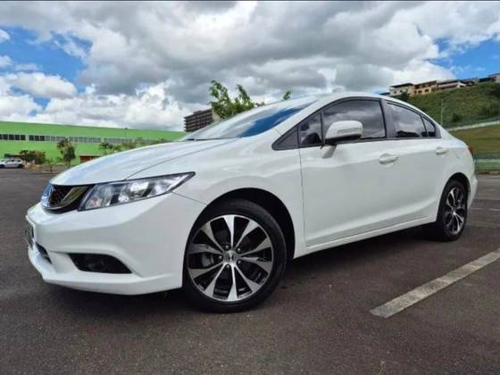 HONDA CIVIC 2.0 LXR 16V FLEX 4P AUTOMÁTICO HONDA CIVIC 2.0 LXR 16V FLEX 4P AUTOMÁTICO